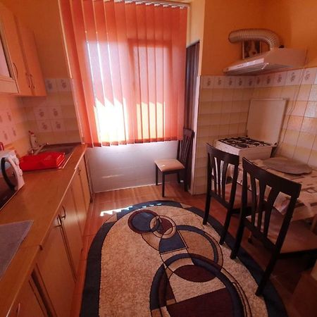 Апартаменти Apartament Denis Оршова Екстер'єр фото